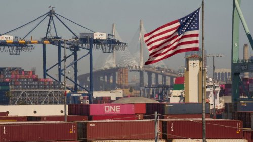 Importwelle aus China rollt auf US-Häfen zu