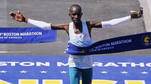 Sieger des Boston-Marathons erreicht Historisches 