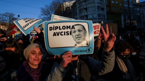 Erdogan hat Angst und probt den Staatsstreich