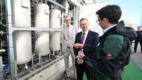 Mannheimer Startup stellt Schiffsbenzin aus Abwasser her