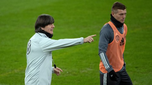 Kroos stellt Löws Müller-Plan infrage