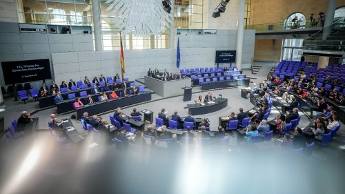 Bundestag beschließt Vorgaben zum Energiesparen