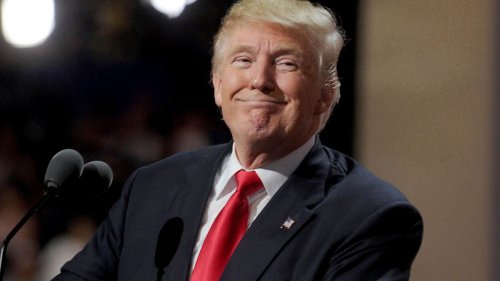 Aussage unter Eid: Trump schweigt über Stunden