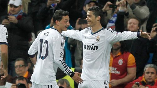 Özil attackiert Ronaldos respektlose Kritiker