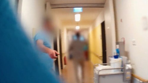 Überforderte Pfleger misshandeln autistischen Patienten