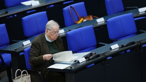 Gysi gegen Gauland - Showdown im Bundestag