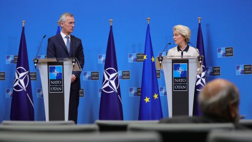 Von der Leyen dementiert Wechsel zur NATO