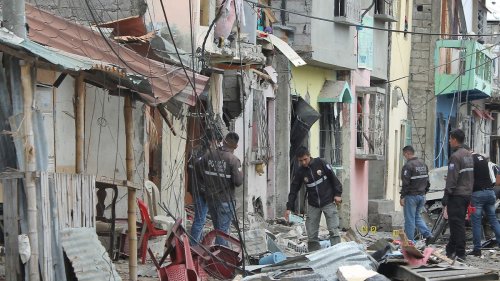 Fünf Tote nach Schüssen und Explosion in Ecuador