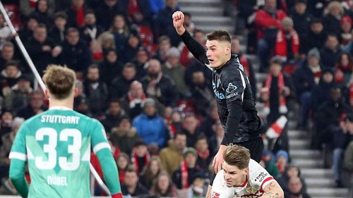 Bayer Leverkusen dreht Partie in dramatischem Finale