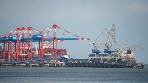 LNG-Terminal in Wilhelmshaven darf ab sofort gebaut werden