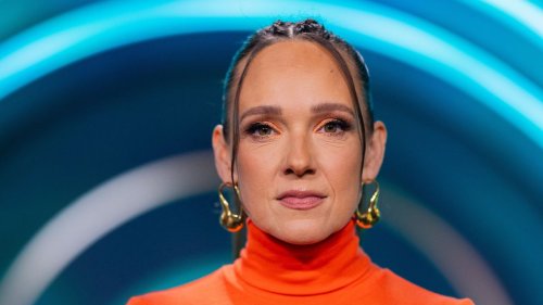 Carolin Kebekus kritisiert Social-Media-Druck auf Mütter