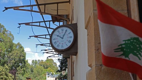 Der Libanon hat jetzt zwei Uhrzeiten