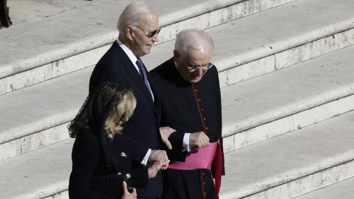 Bericht: Berater befürchteten, Joe Biden braucht einen Rollstuhl