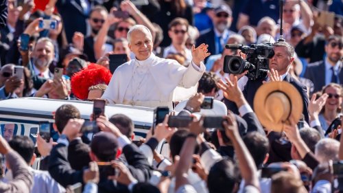 Papst Leo XIV. bricht für seinen Bruder das Protokoll