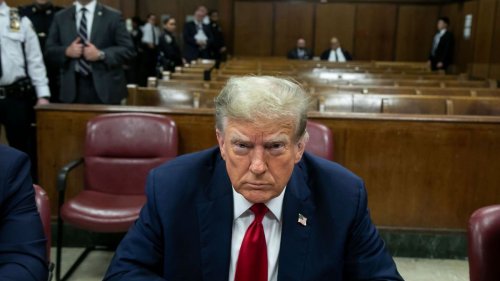 Schweigegeld-Prozess gegen Trump beginnt mit Niederlage