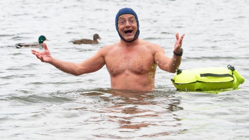 Wigald Boning schwimmt 1000. Tag in Folge