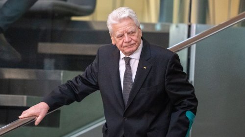Altbundespräsident Gauck findet Scholz zu furchtsam