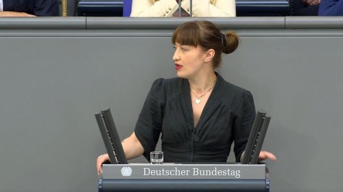 Reichinnek attackiert Merz: "Sie sollten sich schämen"