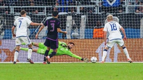 FC Bayern feiert "gigantischen" Retter Sven Ulreich