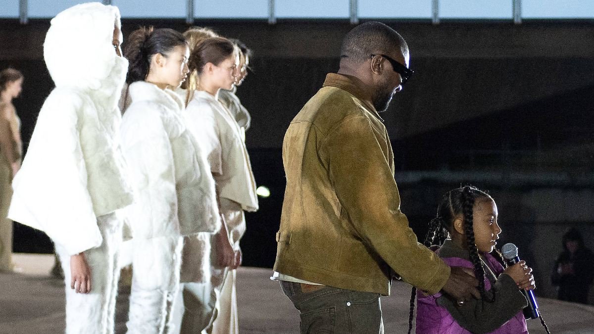 Kanye West lässt seine Tochter in Song mit inhaftiertem Sean Combs rappen
