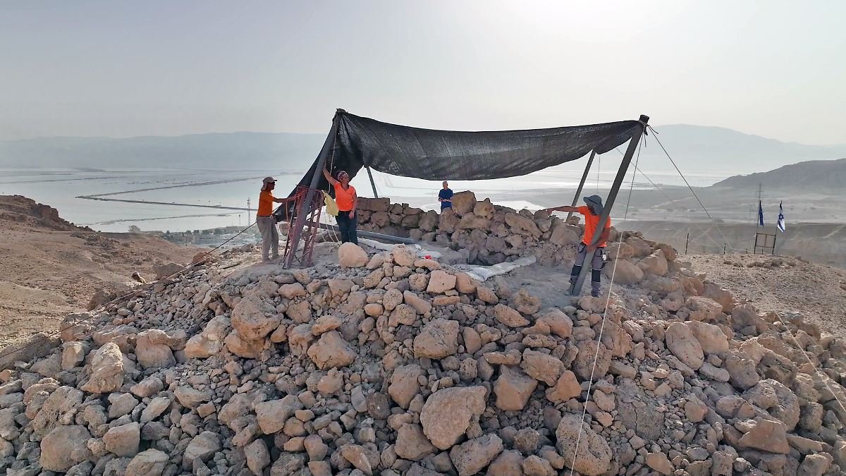 Pyramidenartiges Gebäude am Toten Meer entdeckt