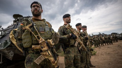 Berlin schickt 15.000 Soldaten für Eingreiftruppe