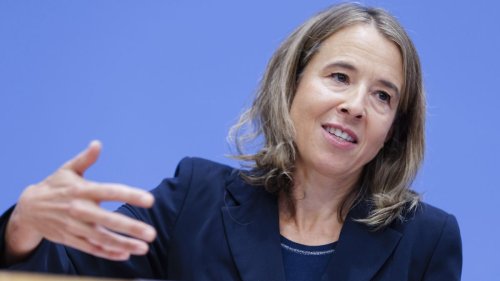 Wirtschaftsweise Malmendier: Ohne Einwanderung geht es nicht