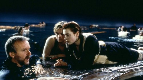 "Titanic"-Tür für Rekordsumme versteigert