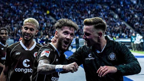 FC St. Pauli feiert magische Nacht gegen Hertha BSC