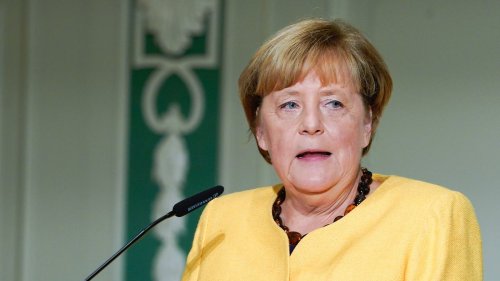 Merkel mit Friedenspreis für Flüchtlingspolitik geehrt