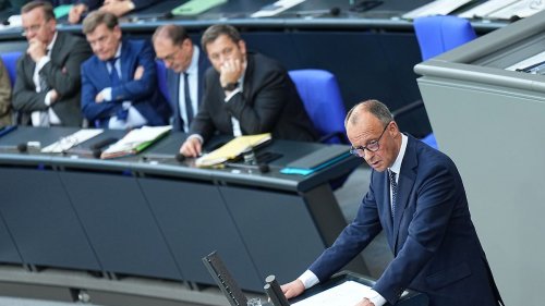 Merz will Deutschland zur "Wachstumslokomotive" machen