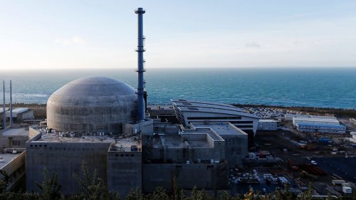 Atomkraftwerk nimmt Betrieb mit zwölf Jahren Verspätung auf