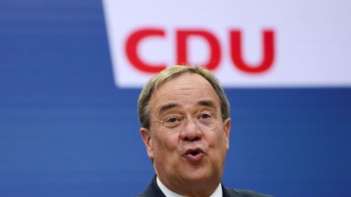 Union rückt in Umfrage an SPD heran