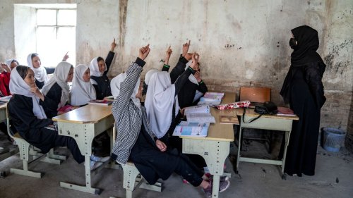 Rund 60 Schülerinnen in Afghanistan vergiftet