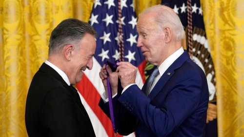 Bruce Springsteen erhält Ehrenmedaille von Biden