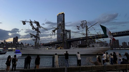 Zwei Tote bei Schiffskollision mit Brooklyn Bridge
