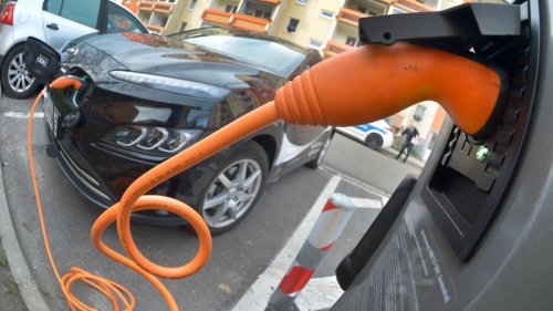 Anteil der Elektroautos in Deutschland steigt