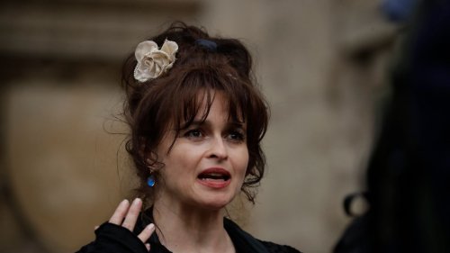 Helena Bonham Carter nimmt Johnny Depp in Schutz