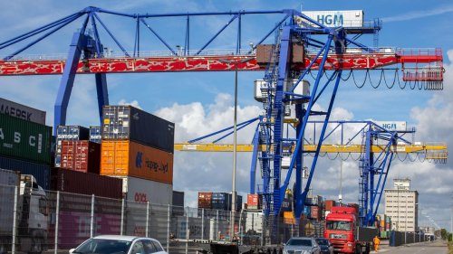 Deutlich gesunkener Containerumschlag an internationalen Häfen signalisiert Rückgang