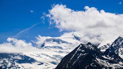 Zwei Bergsteiger von Eissäulen getötet