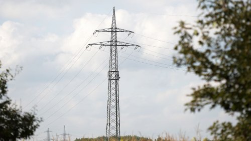 Strommasten sollen Mobilfunk-Lücken schließen