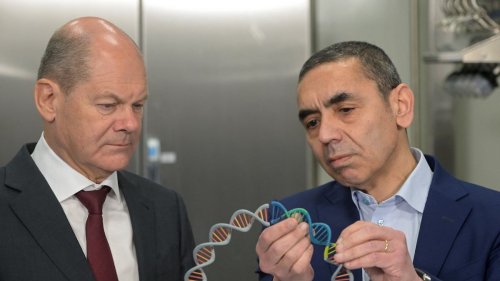 Biontech kündigt eigene Plasmid-Herstellung an