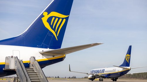 Ryanair bleibt verhalten, reduziert aber Verluste