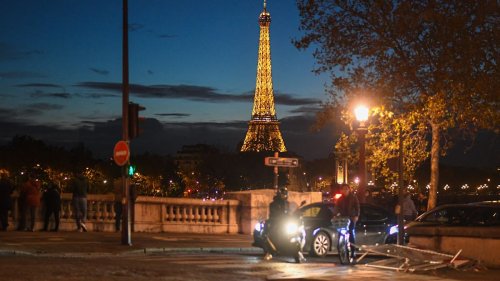 Messerangreifer tötet Menschen in Paris