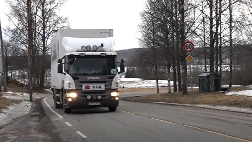 Beliefert Ukraine: Lkw-Fahrer entdeckt Spionagesender