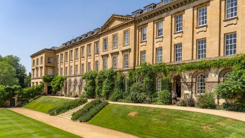 Oxford-Akademiker tranken jahrelang aus menschlichem Schädel