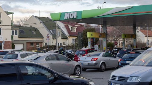 Ungarn zieht Preisdeckel für Benzin zurück