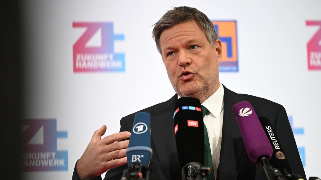 LICHTBLICKE, ABGRUENDE & NACHRICHTEN