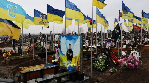 Selenskyj: Bisher 31.000 ukrainische Soldaten getötet 