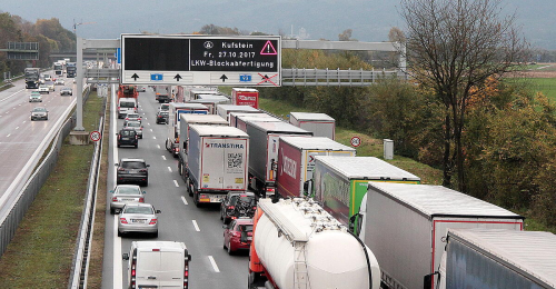 Söder plädiert für höhere Lkw-Maut auf Brenner-Route